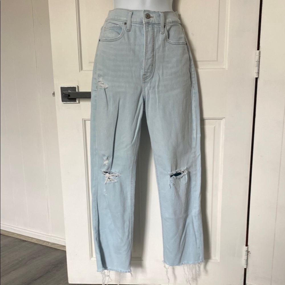 5/$20 - NWOT - Old Navy Straight Leg Jeans - Size 8P